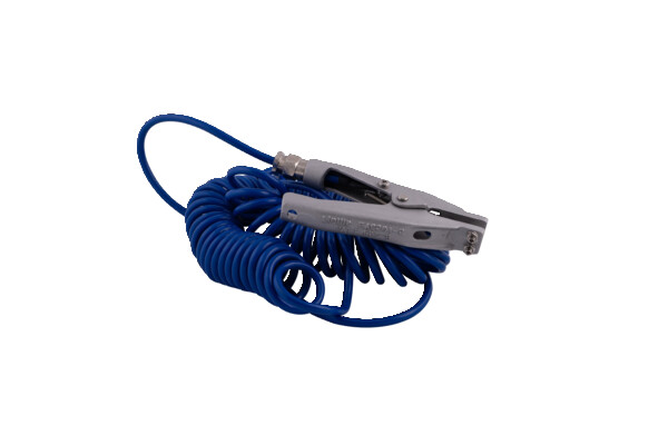 EAC202S: Earth Assurance clamp with 8m self-coiling cable.